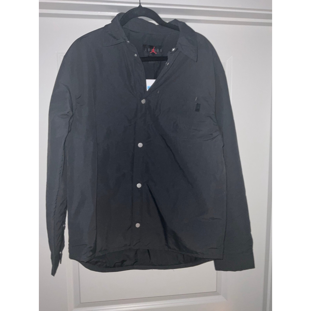 Air Jordan Men's Button-Down Top Size Medium - Picture 3 of 8